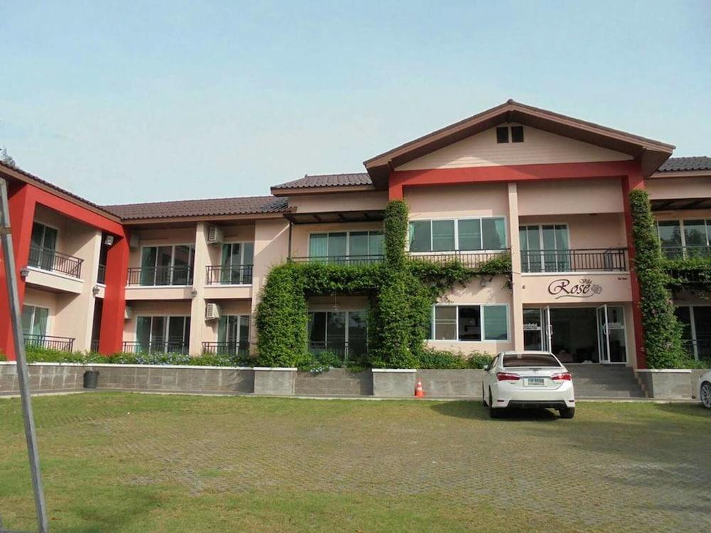 Rose Villa Hote Pakchong Ngoại thất bức ảnh