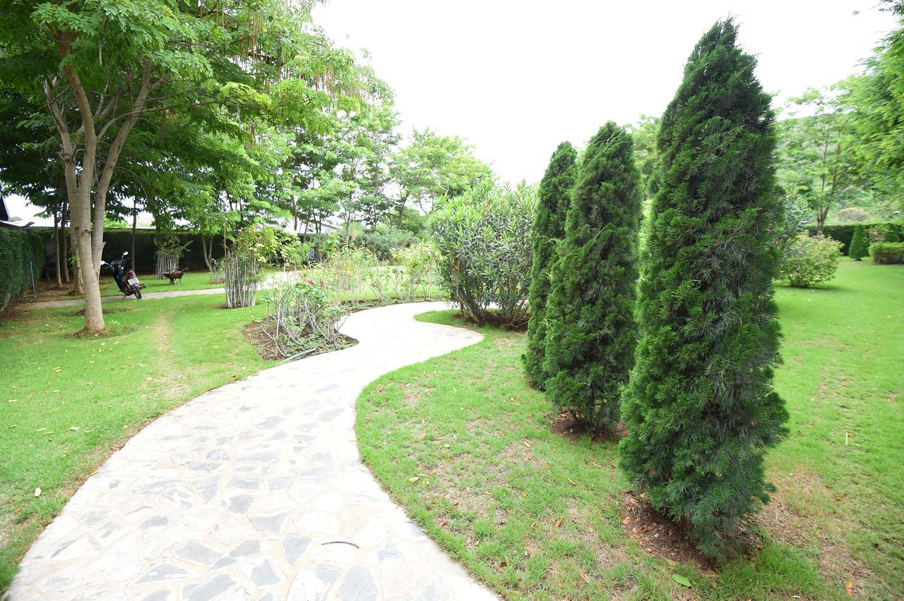 Rose Villa Hote Pakchong Ngoại thất bức ảnh