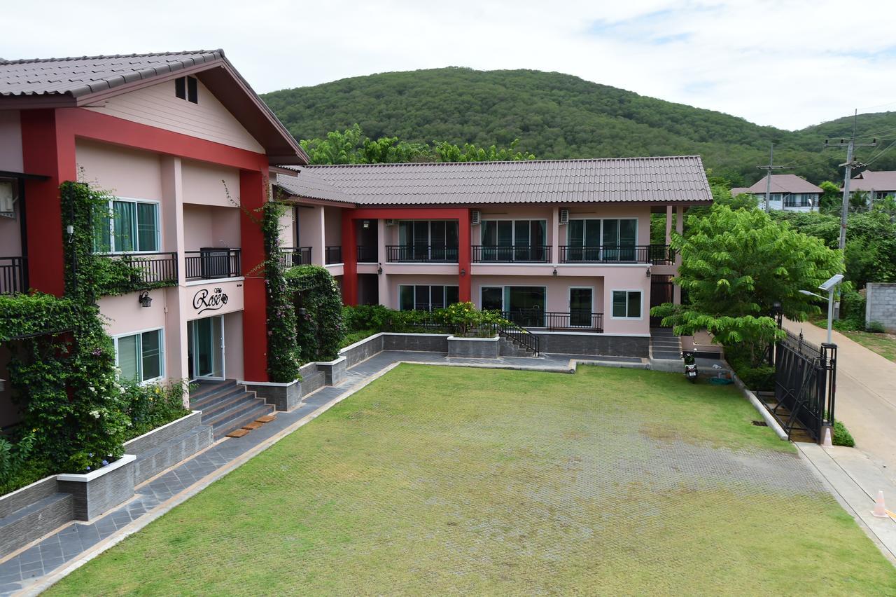 Rose Villa Hote Pakchong Ngoại thất bức ảnh